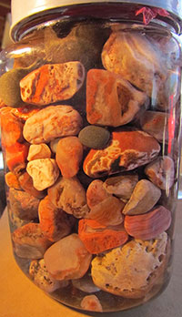 Customer Agate Find